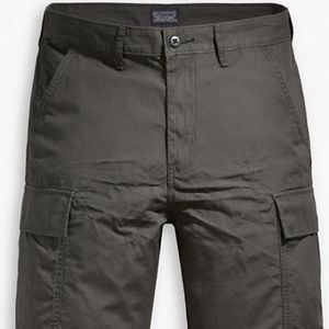 levi's carrier cargo shorts